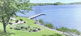 Charming 2-bedroom house with WiFi, AC on Knife Lake in Mora Minnesota. 