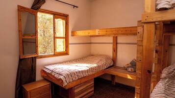 Camera quadrupla | 1 camera, Wi-Fi gratuito