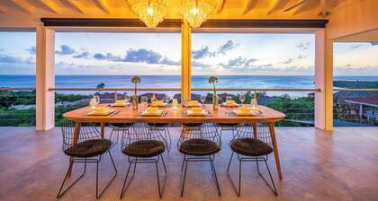 Your own private beach resort: HIGH-END VILLA CASA CAS ABAO