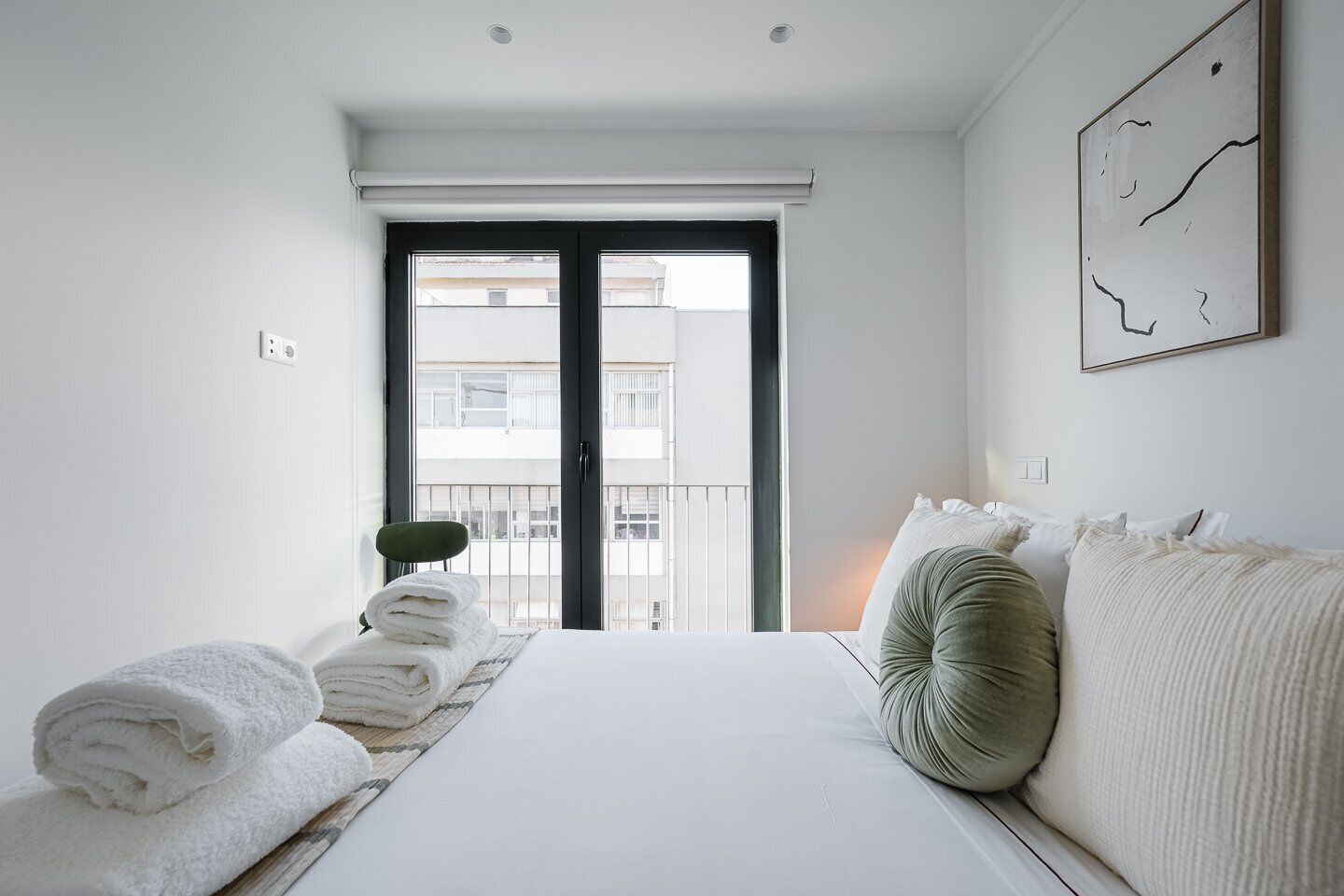 1 bedroom, internet, bed sheets