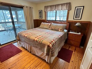 4 makuuhuonetta, silitysrauta/-lauta, vauvan matkasänky, ilmainen Wi-Fi