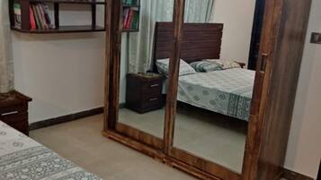 3 makuuhuonetta, silitysrauta/-lauta, Wi-Fi, vuodevaatteet