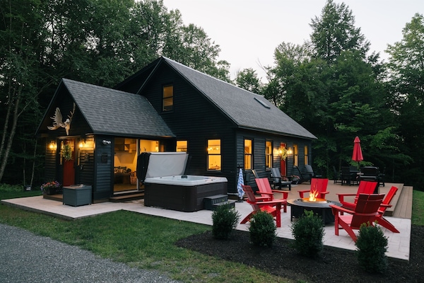 Escape the everyday at our cabin in the woods