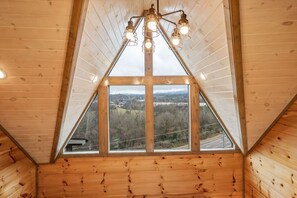 Interior - Blue Ridge Bliss Luxury Cabin with Indoor Pool (Sevierville)