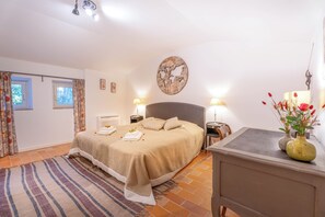 9 bedrooms, iron/ironing board, travel cot, WiFi