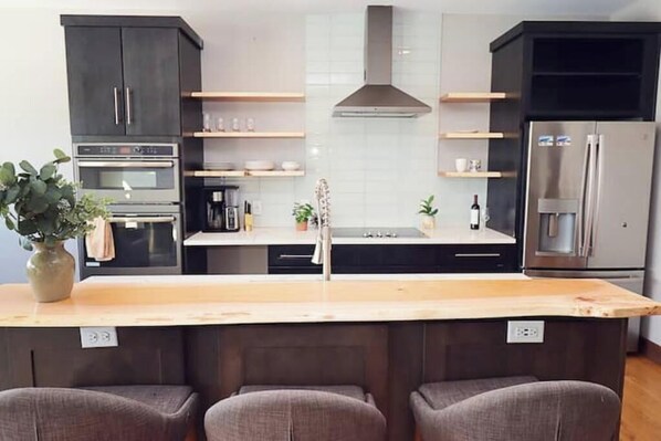 Fridge, microwave, oven, dishwasher - Luxury Condos in Frisco Unit D (Frisco)