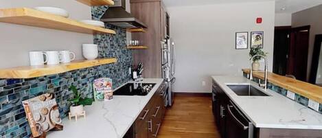 Fridge, microwave, oven, dishwasher