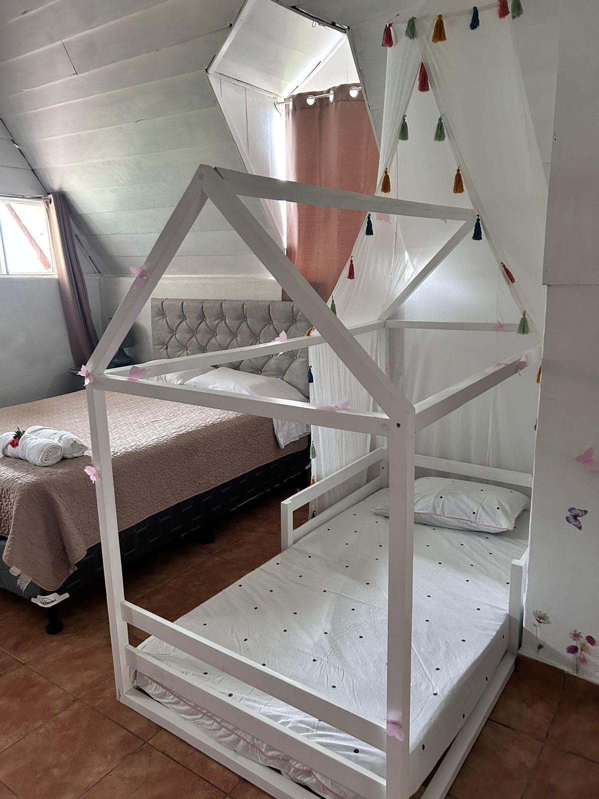 2 bedrooms, WiFi, bed sheets
