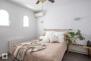 2 Schlafzimmer, Bügeleisen/Bügelbrett, kostenloses WLAN