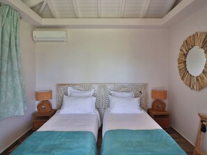 2 bedrooms, iron/ironing board, travel cot, WiFi