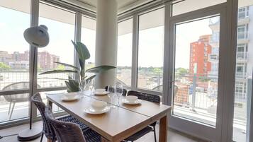 Apartment | In-room dining
