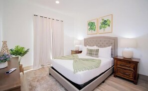 2 Schlafzimmer, Bügeleisen/Bügelbrett, Bettwäsche