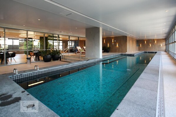 Innenpool, beheizter Pool