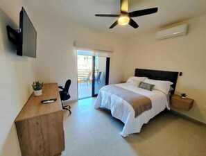 2 chambres, fer et planche à repasser, Wi-Fi, draps fournis