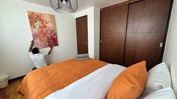 5 bedrooms, iron/ironing board, travel crib, WiFi