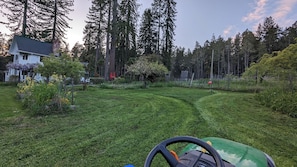 Property grounds - Spacious, Private 3+ bedroom farmhouse near Salt Point State Park: 31+day rental (Cazadero)
