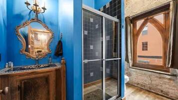 Douche, serviettes fournies