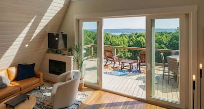 Independence A-Frame cabin on Lookout Mtn with Incredible Sunset & MtnViews