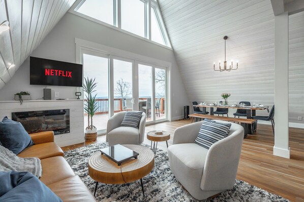 Smart TV, fireplace, video games