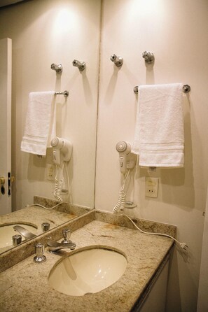 Towels - piscina academia e manobrista (São Paulo)