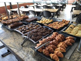 Desayuno buffet incluido todos los días 