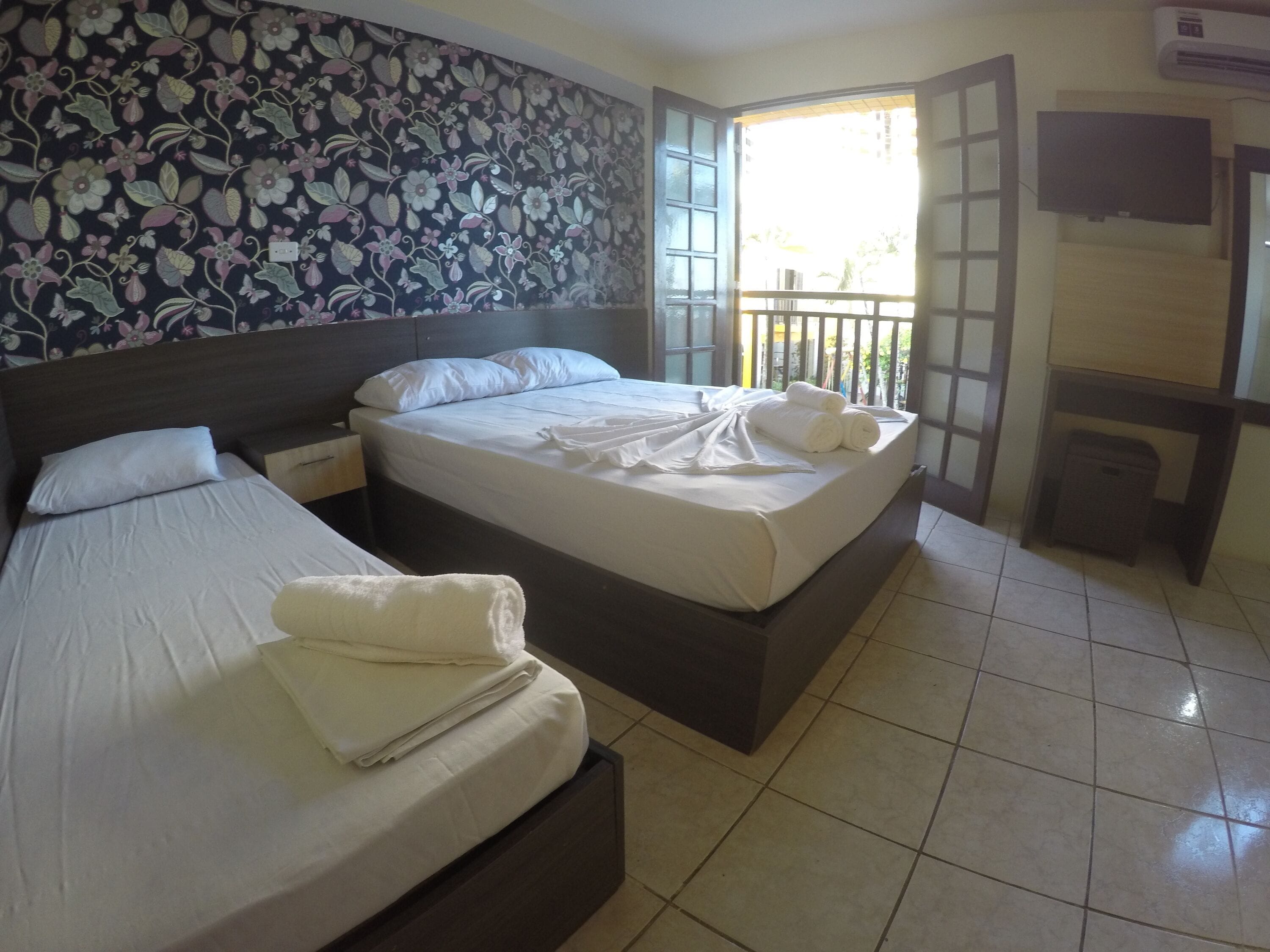 Basic Suite, Non Smoking, Balcony