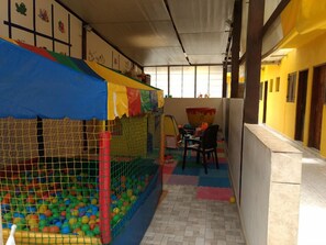 Phòng trò chơi giải trí
