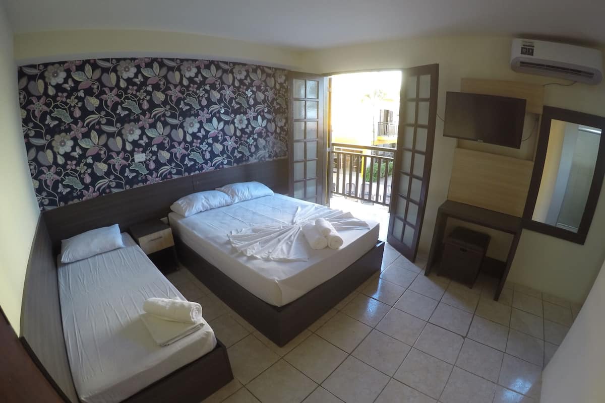 Basic Suite, Non Smoking, Balcony