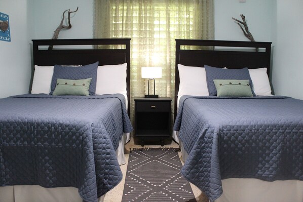 2 slaapkamers, een strijkplank/strijkijzer, wifi, beddengoed