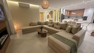 TV connectée, cheminée