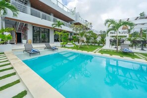 Outdoor pool - Imperial Room with Ocean View (Pecatu)
