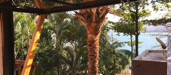 Charming 2-bedroom villa with WiFi, AC in enchanting Ilhabela