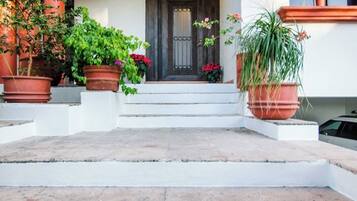 Entrada de la propiedad