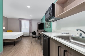 Suite, 2 Queen Beds, Non Smoking
