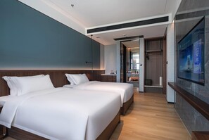 Deluxe Room, 2 Double beds, Non Smoking