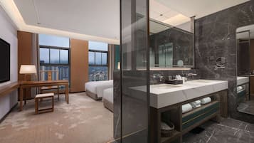 Deluxe Room, 2 Single Beds, Non Smoking | Bathroom