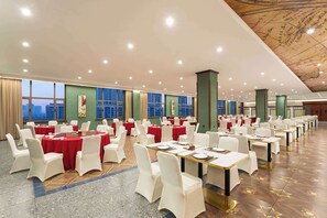 Dining - Days Hotel By Wyndham Harbin Qunli (Harbin)