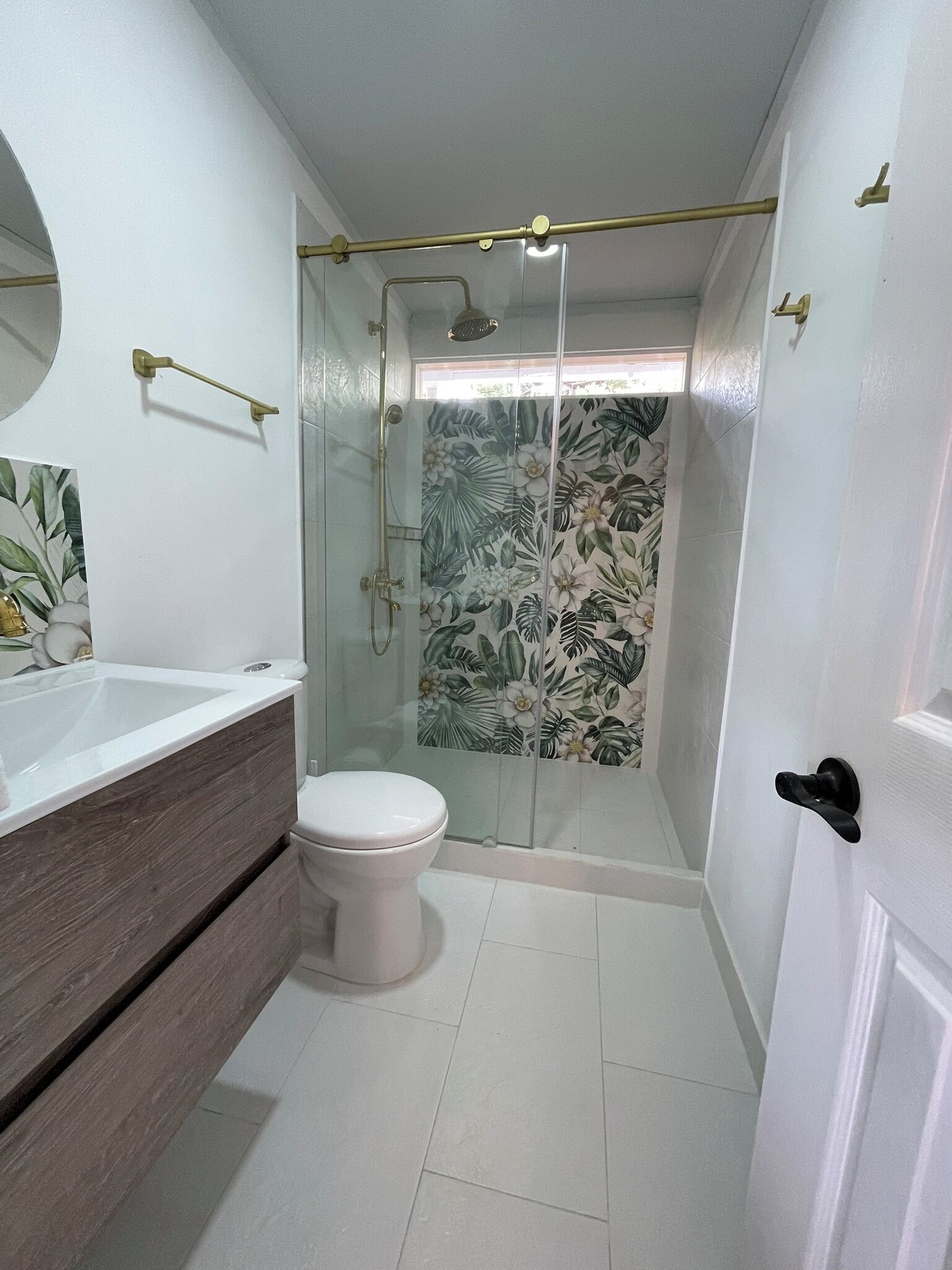 Towels, soap, toilet paper