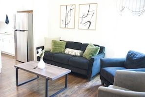 Smart TV - Cowtown Casa - Near Everything! (Fort Worth)