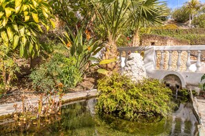Property grounds - Las Palmas 9a - El Oasis de Capistrano (Nerja)