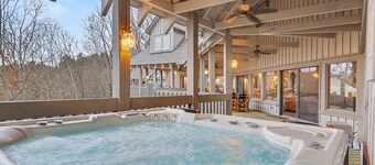 8-Bedroom Mountain Lodge in Sky Valley Near Golf and Highlands