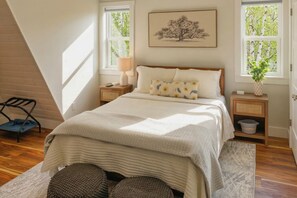 3 dormitoris, escriptori, wifi gratuïta i roba de llit 