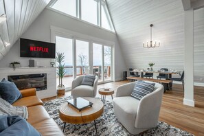 Smart TV, fireplace, video games