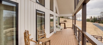 Shared Boat Dock: Lake Guntersville Hideaway!