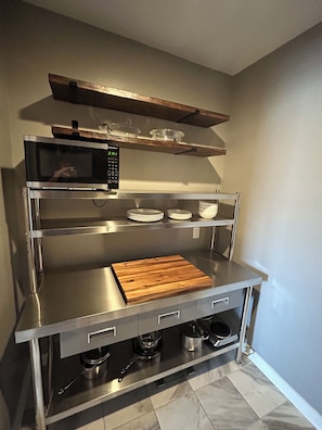 Fridge, microwave, coffee/tea maker, toaster