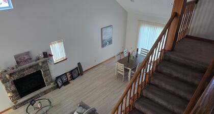 Charming 3-bedroom house MUST BE A LAND OWNER IN EAGLE ROCK RESORT