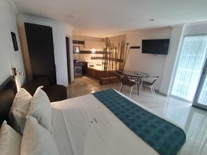 Presidential Room | Free WiFi - Villeta Suite (Villeta)