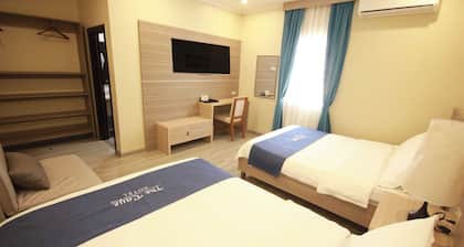 The Caye Hotel San Pedro