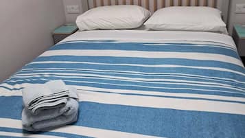 Double Room | Iron/ironing board, free WiFi