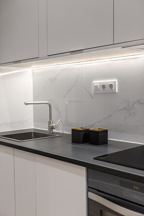 Fridge, microwave, oven, dishwasher